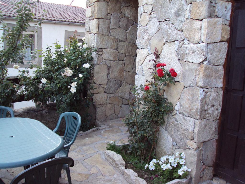Maison d'hôtes Artesano I Y III à Navarredonda Extérieur photo