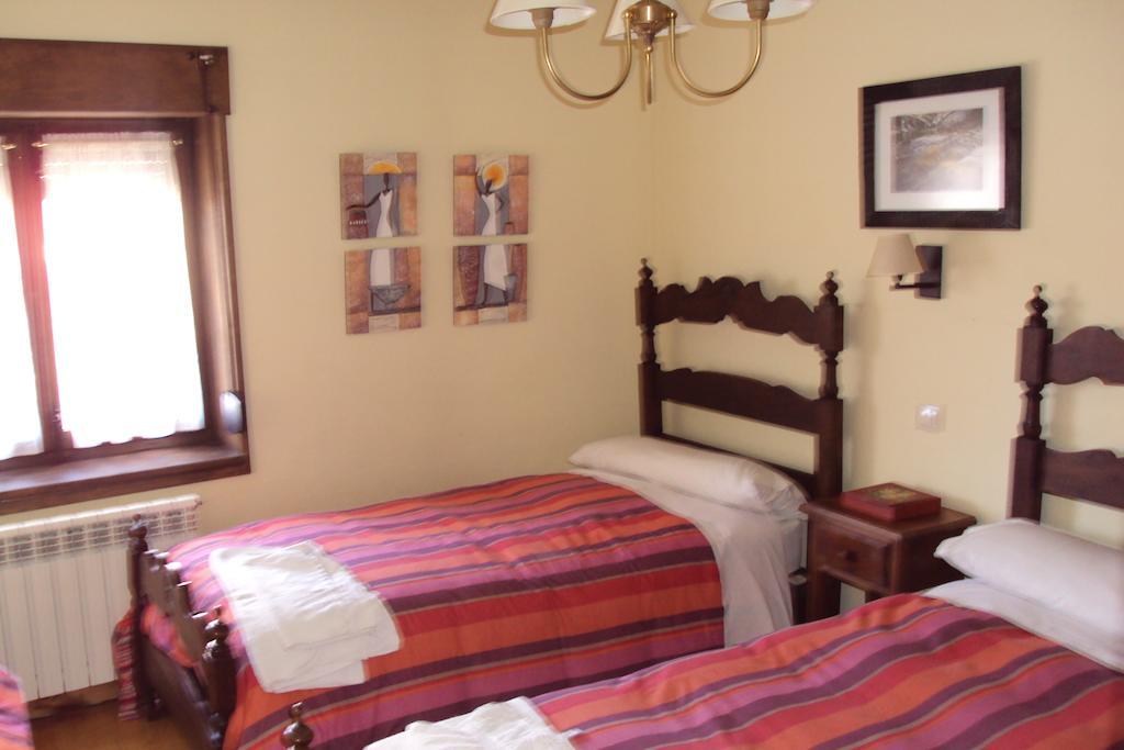 Maison d'hôtes Artesano I Y III à Navarredonda Chambre photo